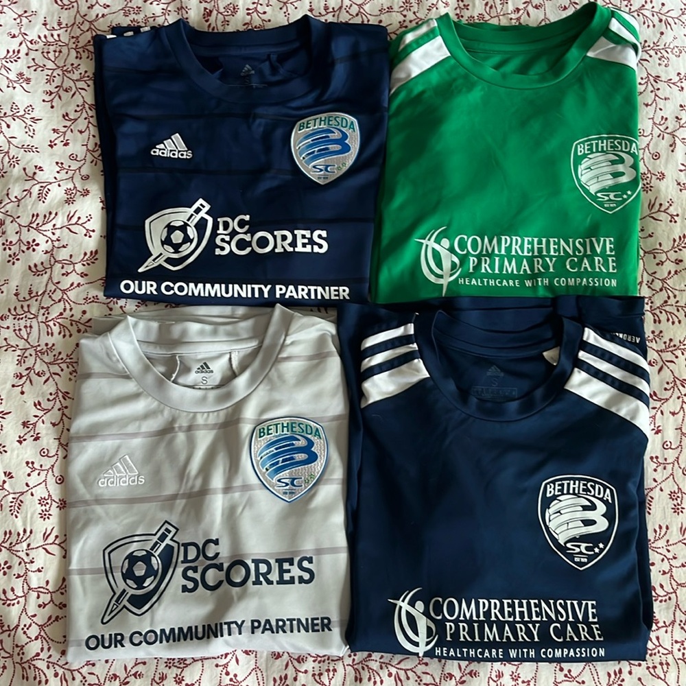 Pack of 4 Bethesda Soccer Club Jerseys